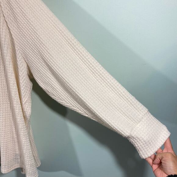 Torrid Women's Cream Waffle Knit Radiant Sequins Cowl Neck Sweater Size 5 - Picture 4 of 8